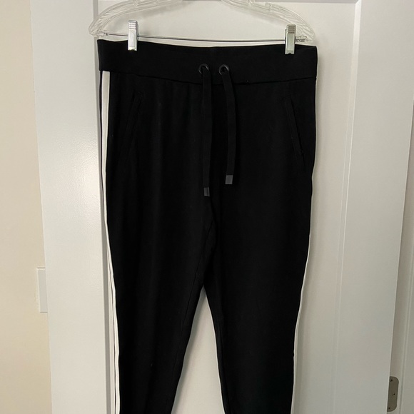 Athleta Metro Track Trim Jogger MEDIUM - Picture 1 of 6